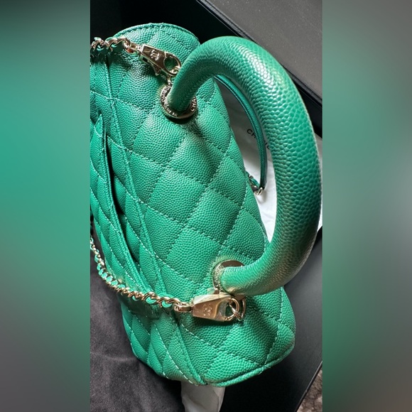 Authentic CHANEL Caviar Quilted Coco Chain Handle Flap emerald Green full set - Picture 2 of 16